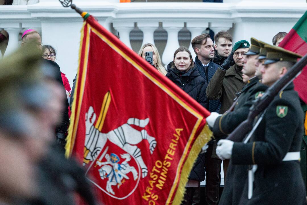 Iškilminga ministrų pasikeitimo ceremonija prie KAM