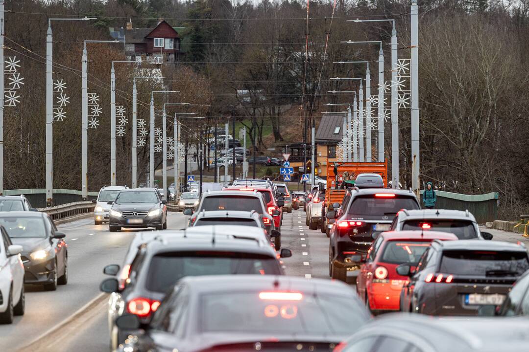 Prieššventinės automobilių spūstys Vilniuje