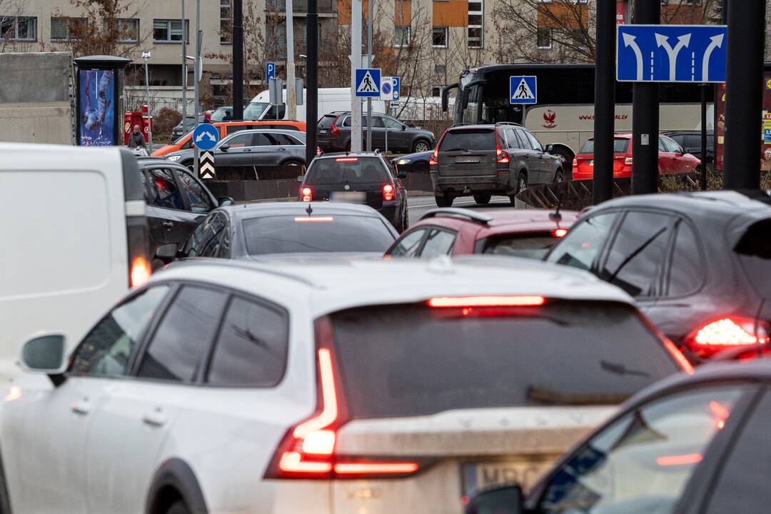 Prieššventinės automobilių spūstys Vilniuje