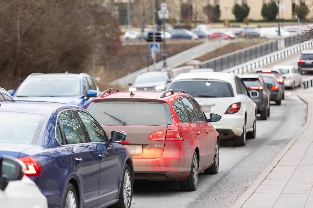 Prieššventinės automobilių spūstys Vilniuje