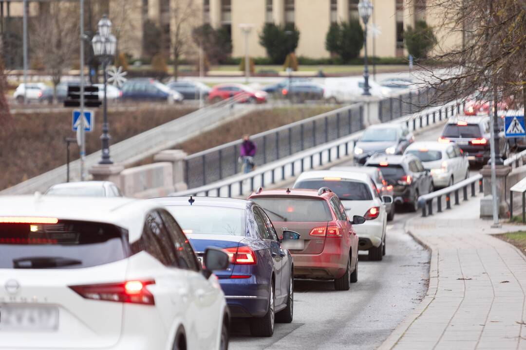 Prieššventinės automobilių spūstys Vilniuje