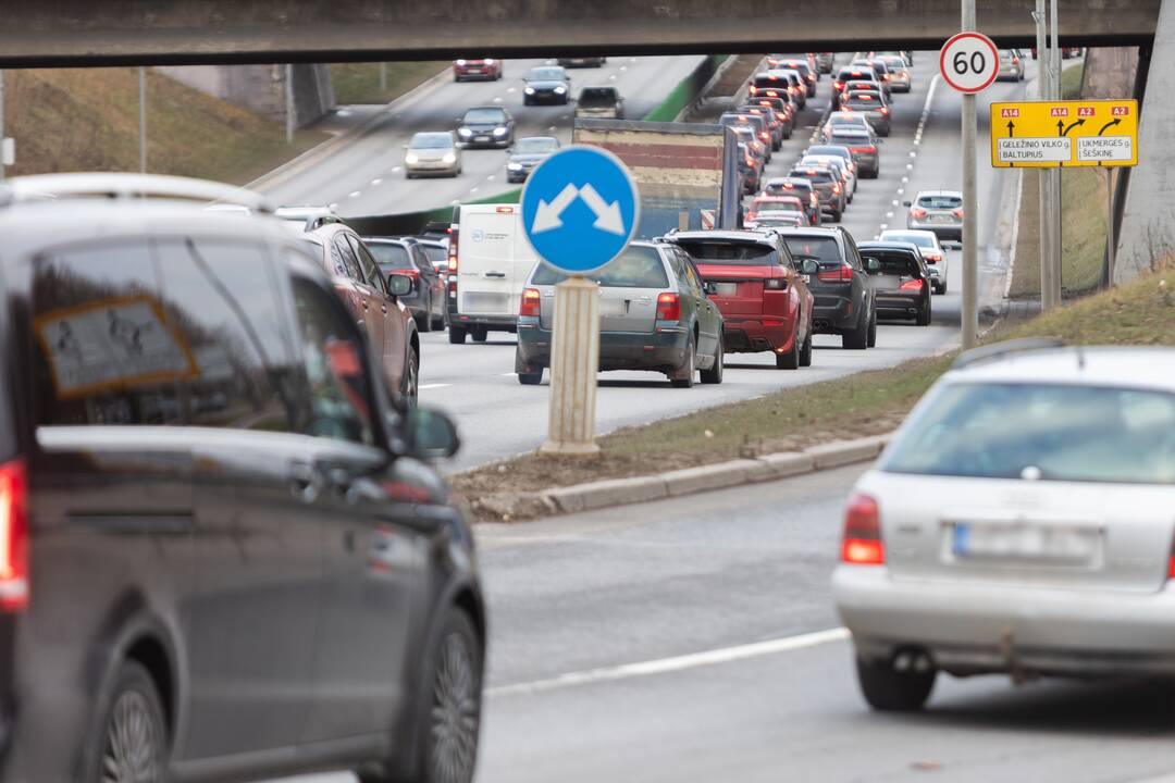 Prieššventinės automobilių spūstys Vilniuje