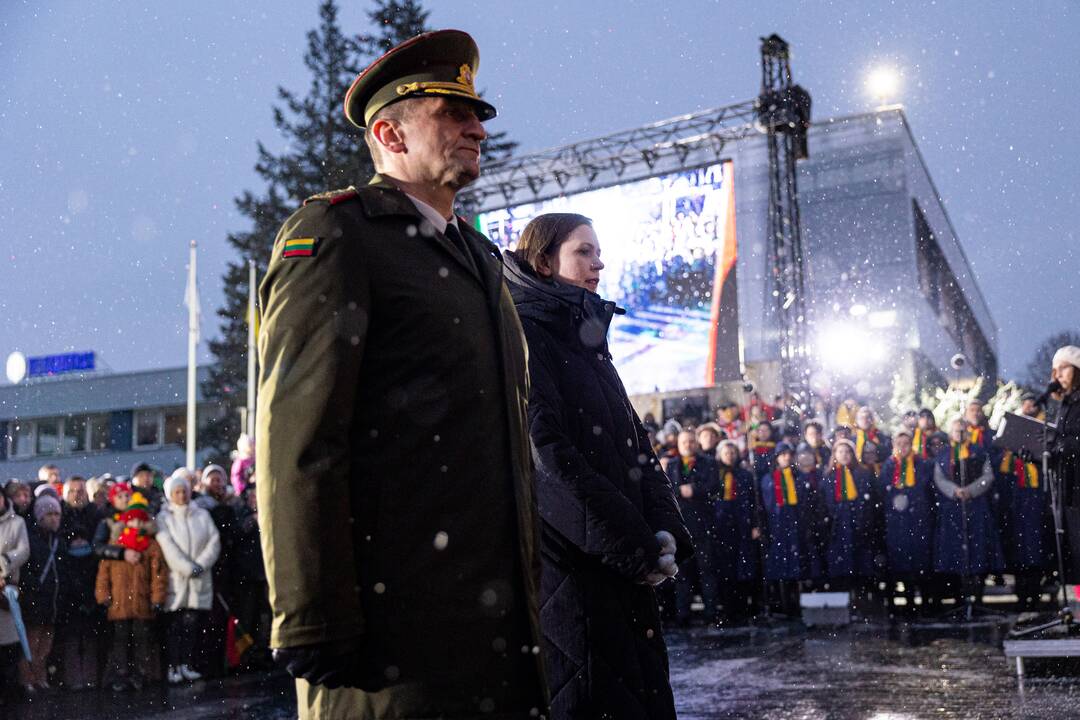 Atminimo laužų uždegimo ceremonija prie Vilniaus televizijos bokšto
