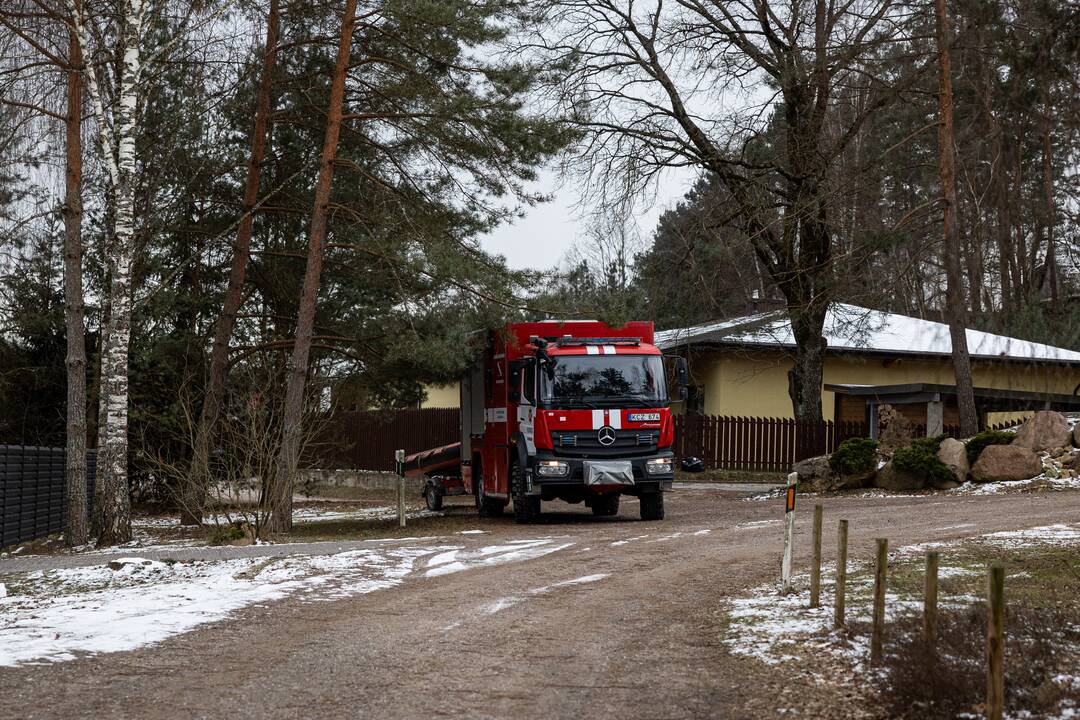 Dingusios moters paieškos Valų kaimo apylinkėse