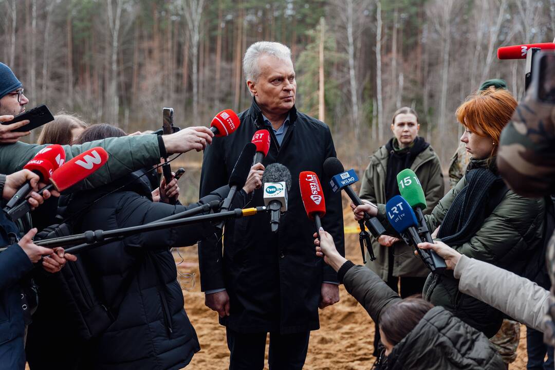 Tęsiasi dingusių JAV karių paieška