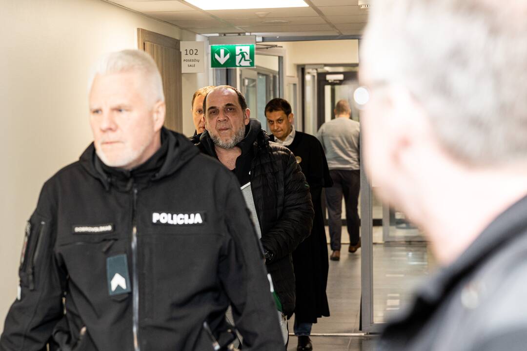 Kartvelas kaltinamas brangių knygų vagyste iš VU