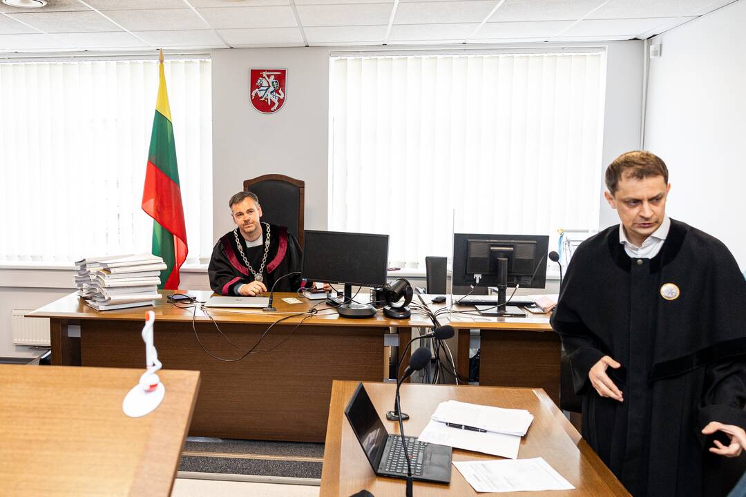 Kartvelas kaltinamas brangių knygų vagyste iš VU