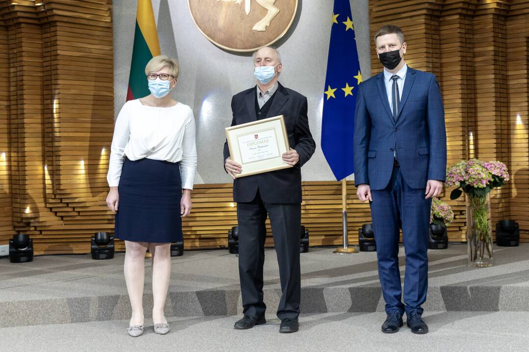 Dvylikai kūrėjų įteiktos Vyriausybės kultūros ir meno premijos
