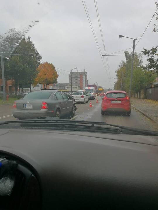 Per avariją Raudondvario plente nukentėjo paauglė