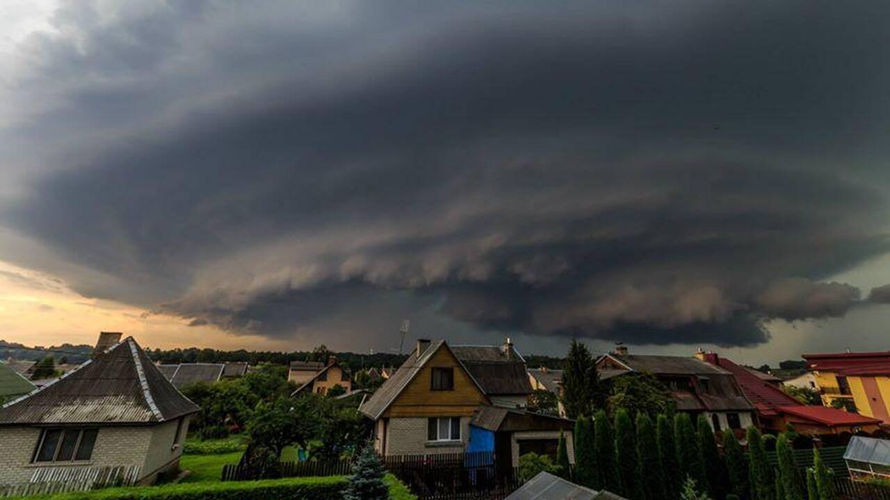 Kauną nuplovė smarkus lietus