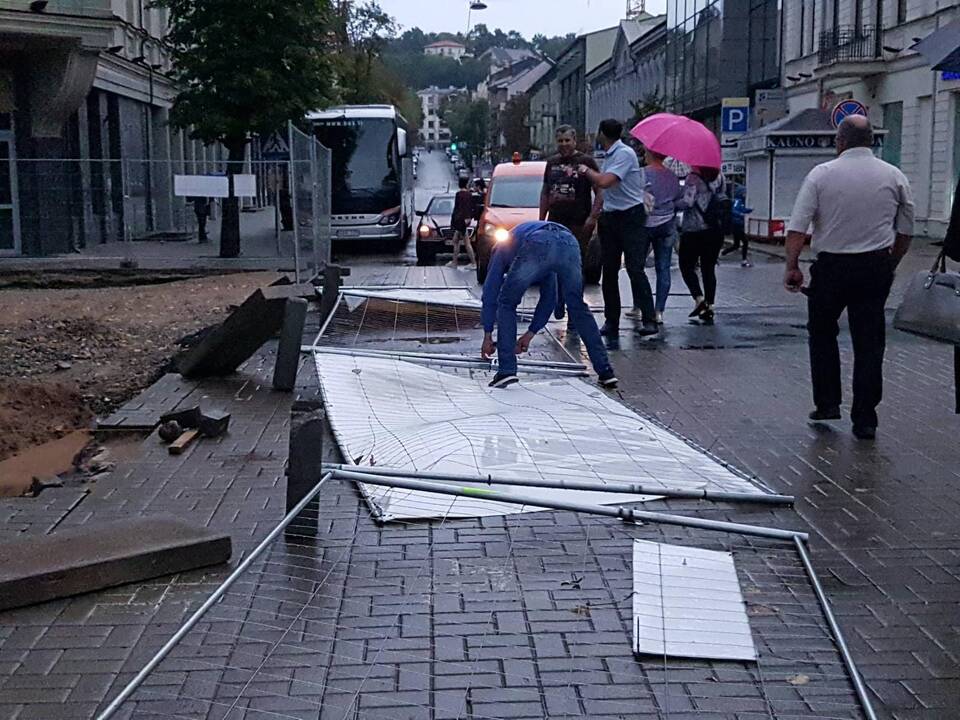 Kauną nuplovė smarkus lietus