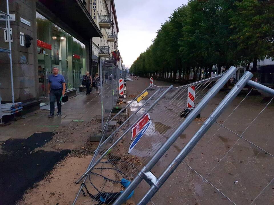 Kauną nuplovė smarkus lietus
