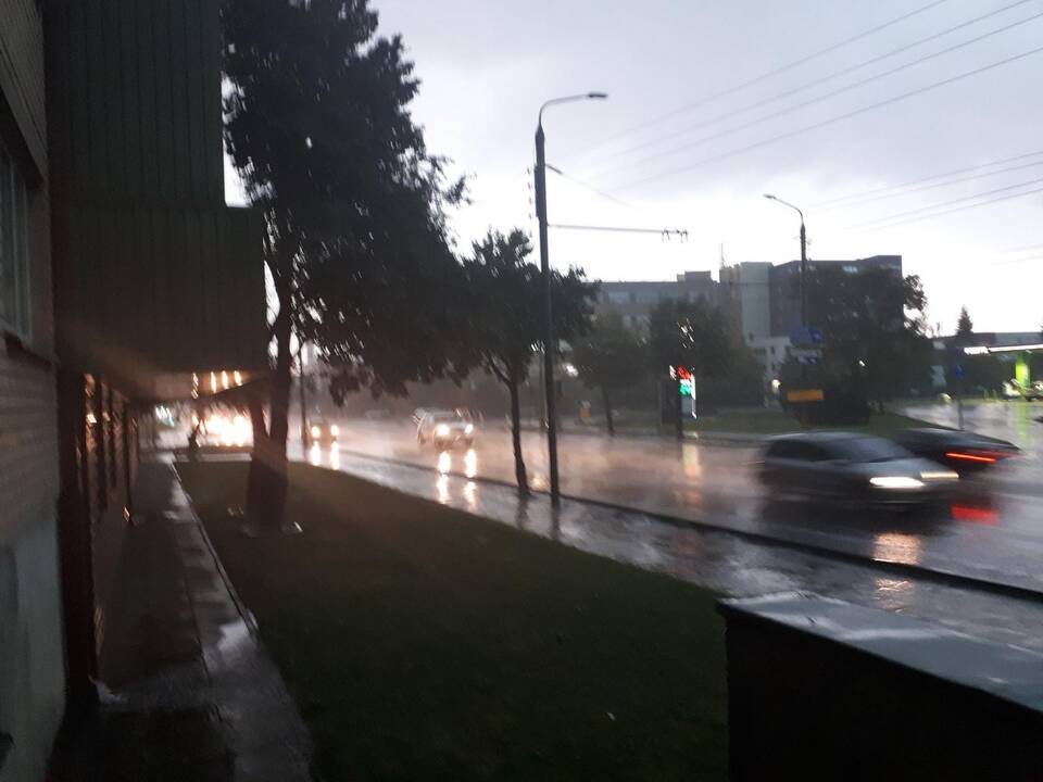 Kauną nuplovė smarkus lietus