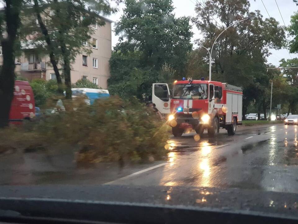 Kauną nuplovė smarkus lietus