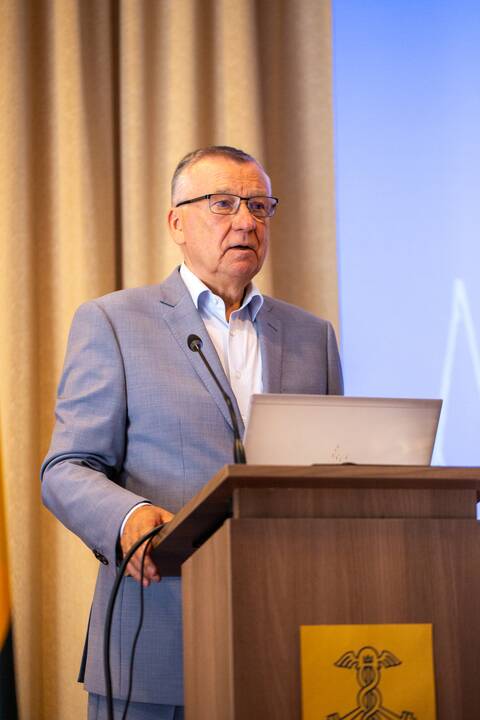 Kartu: Kauno prekybos, pramonės ir amatų rūmų verslo bendruomenė strateginėje sesijoje.