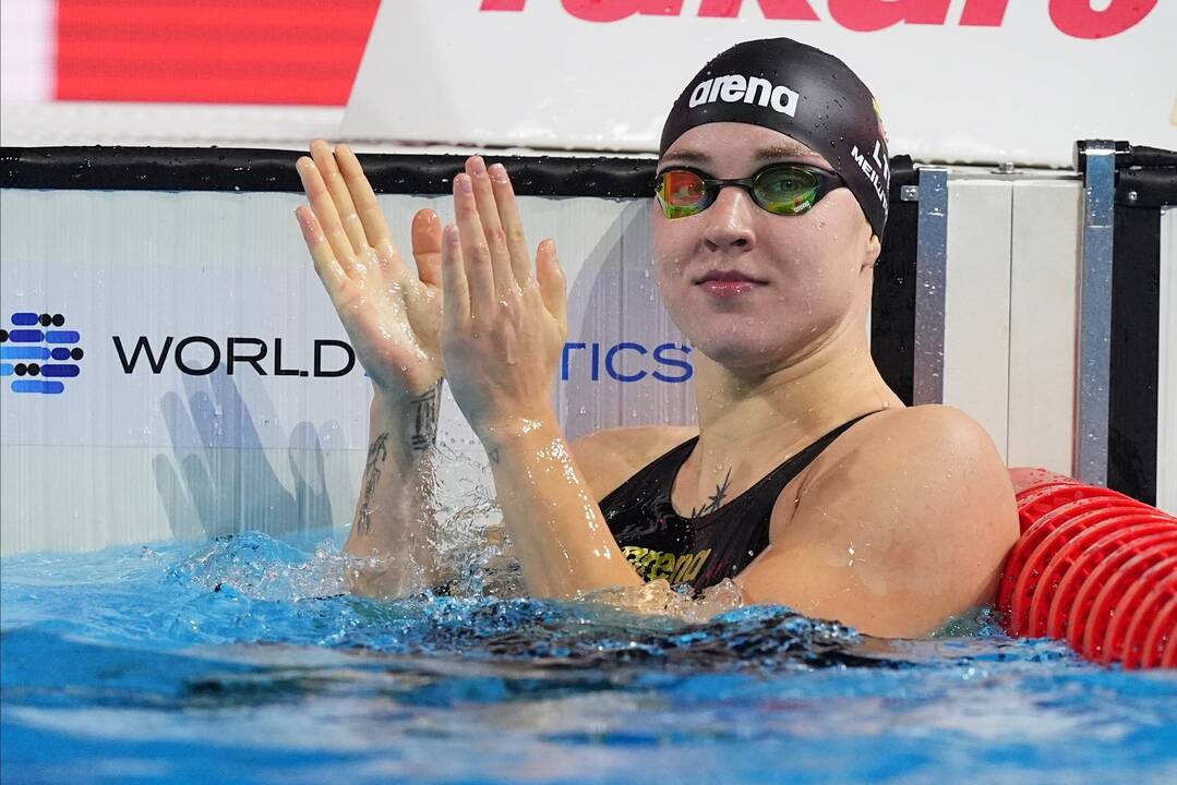 Tang Qianting (kairėje), Rūta Meilutytė ir Lilly King