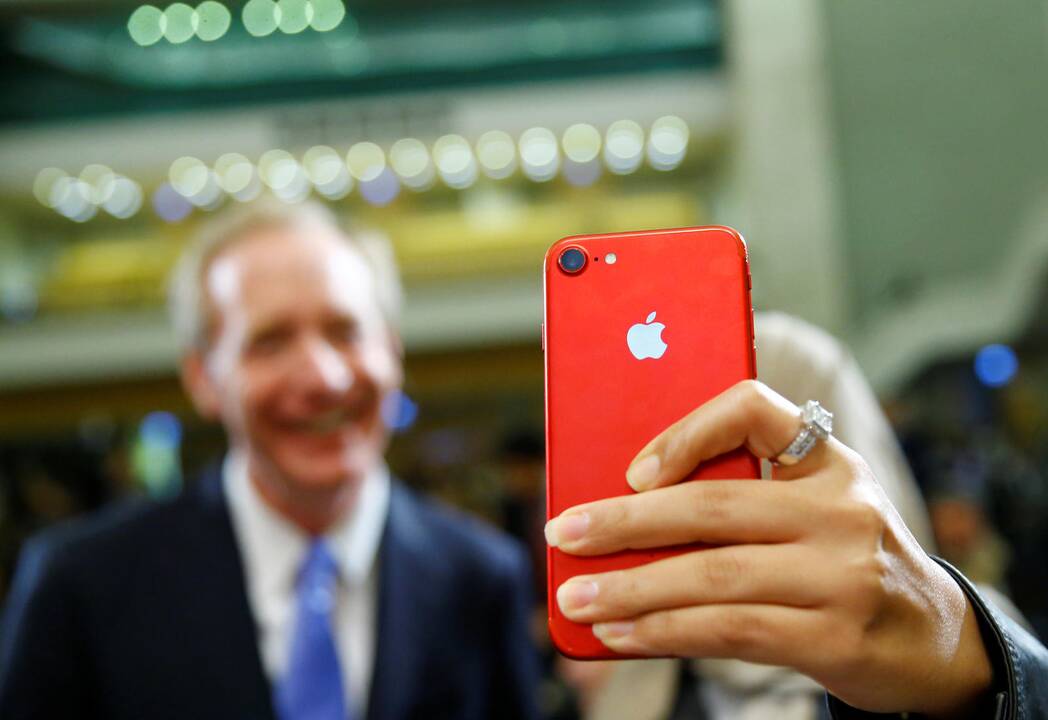 Pradėjo tyrimą dėl „Apple“ planuojamo „iPhone“ modelių senėjimo