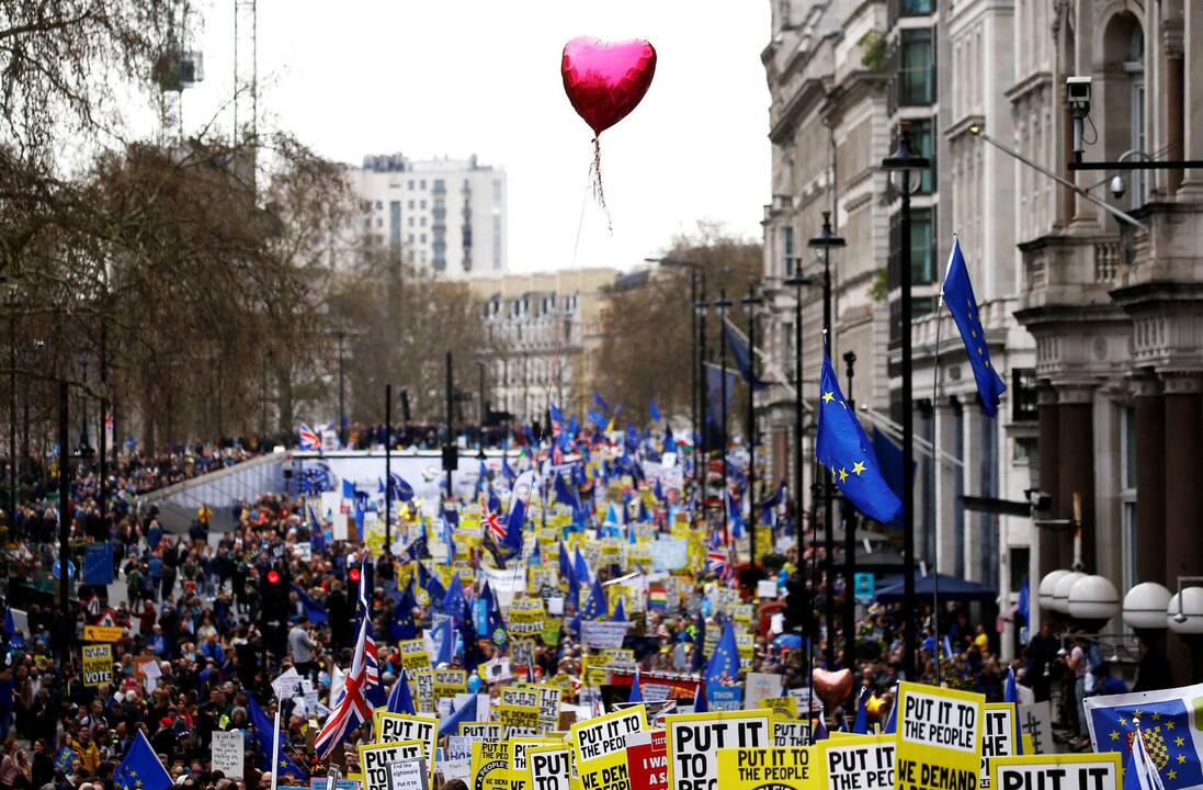 Masinė demonstracija prieš „Brexit“