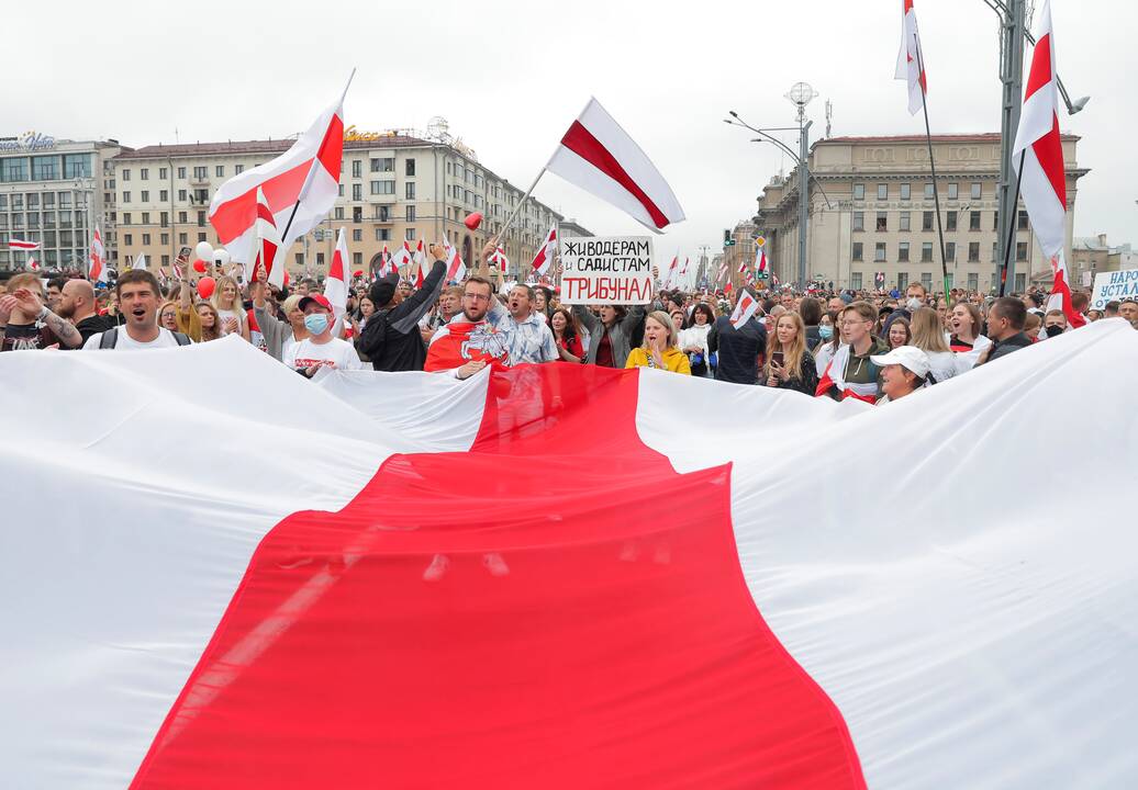 Minske – „Naujosios Baltarusijos eitynės“ 