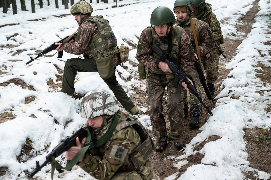 307-oji karo Ukrainoje diena