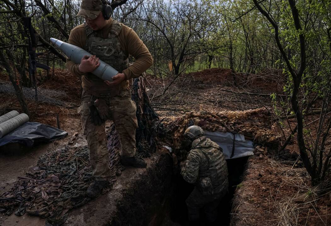 425-oji karo Ukrainoje diena