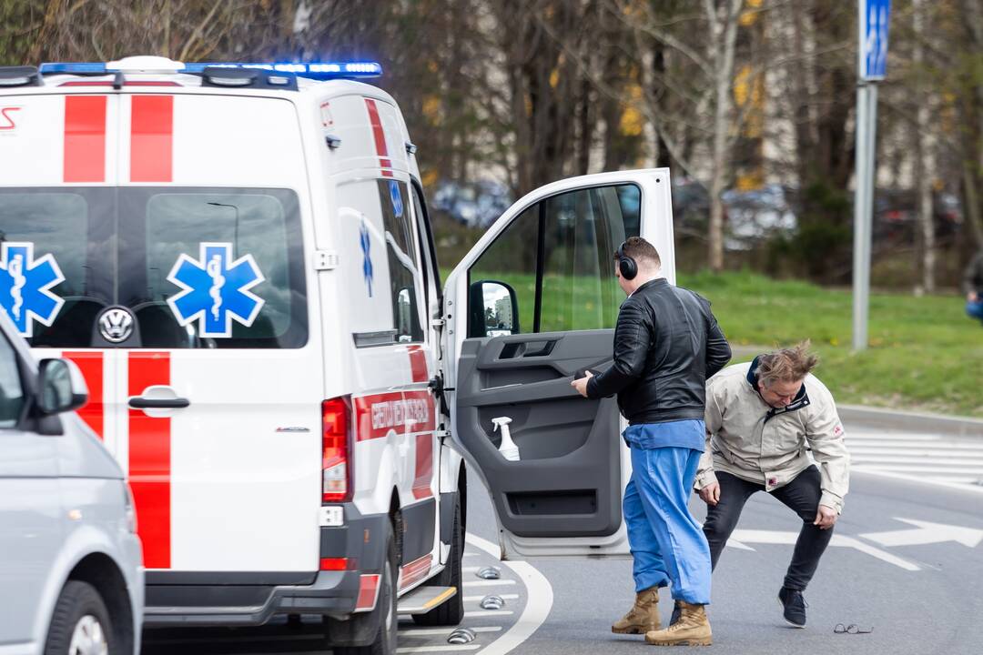 Į Vilnių pasieniečių sraigtasparniu atskraidinta donoro širdis