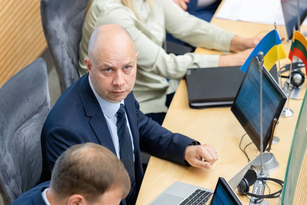Opozicija grįžo dirbti į Seimo salę