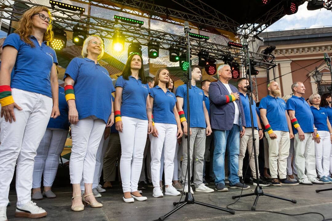 „Tautiškos giesmės“ giedojimas ir koncertas Klaipėdoje