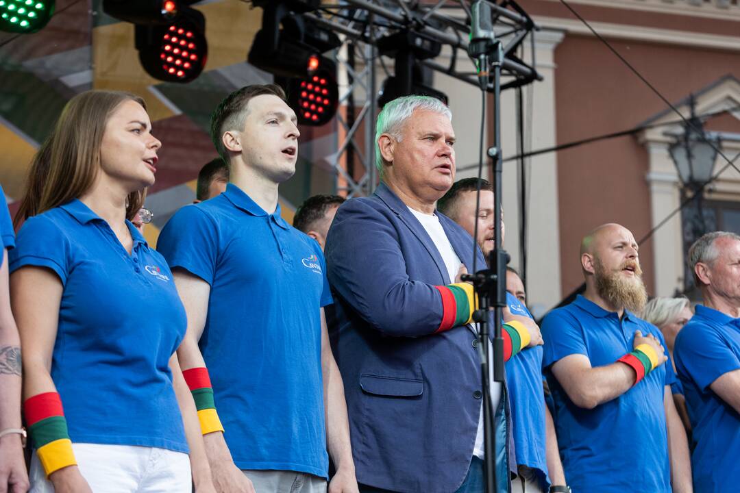 „Tautiškos giesmės“ giedojimas ir koncertas Klaipėdoje