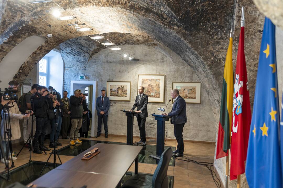 KAM pasirašė sutartį dėl dronų kamikadzių įsigijimo Ukrainai 