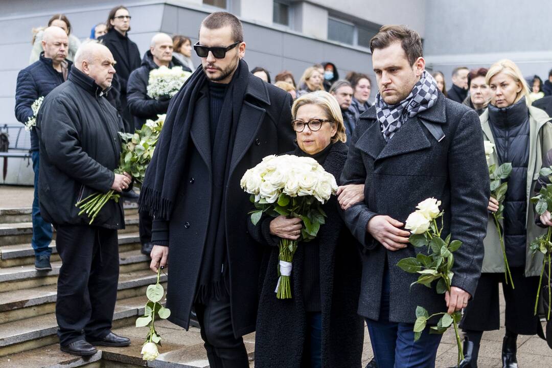 A. Jagelavičiūtei – artimųjų ir bičiulių paskutinis „sudie“