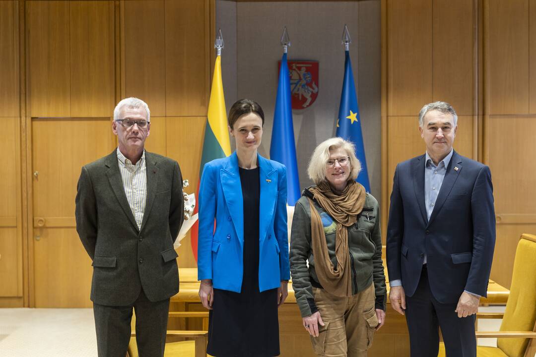 V. Čmilytė-Nielsen susitiko su Ukrainos savanore paramedike J. Pajevska-Taira