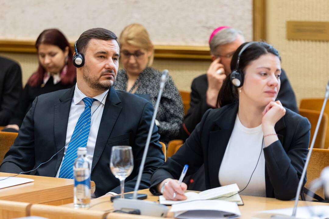 Tarptautinė diskusija „Tarpkultūrinis ir religinis dialogas“