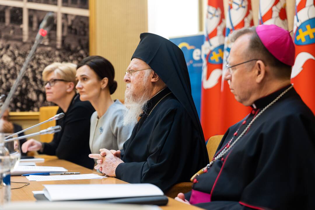 Tarptautinė diskusija „Tarpkultūrinis ir religinis dialogas“
