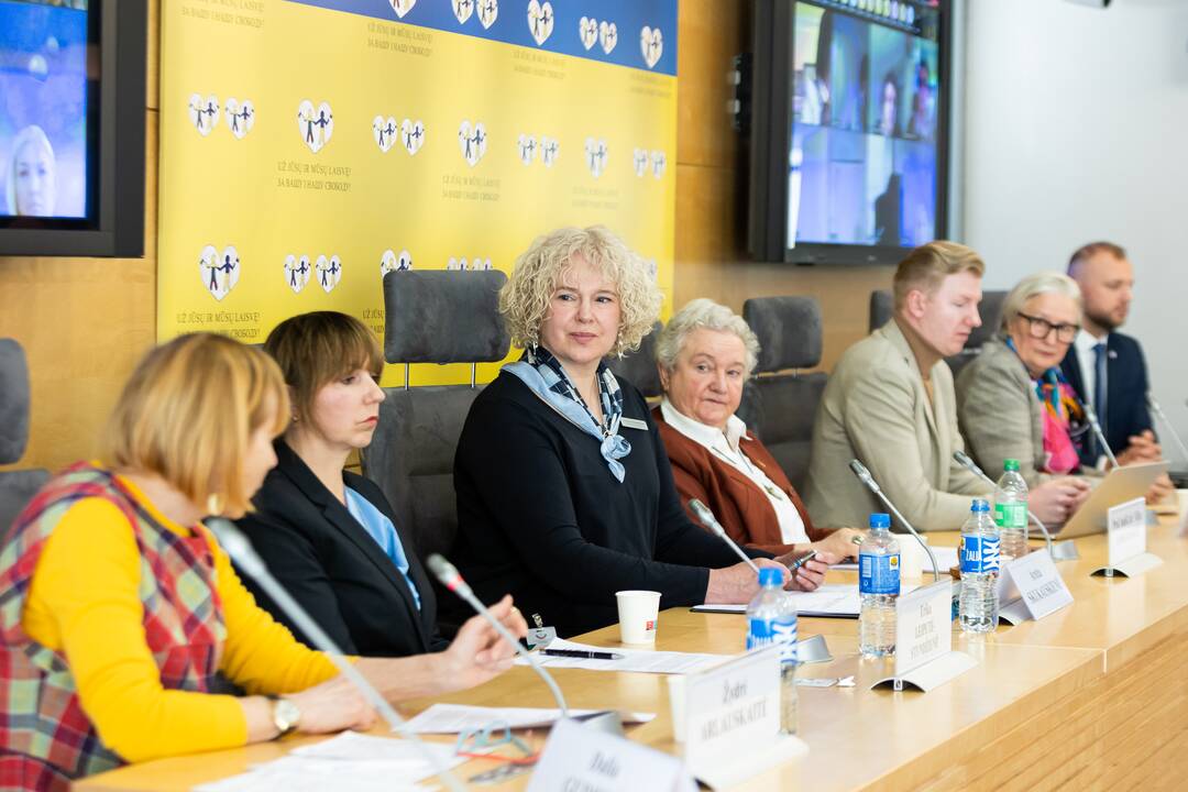 Spaudos konferencija „Švietimo, mokslo ir sporto ministerija užsimojo mažinti pagalbą vaikams“