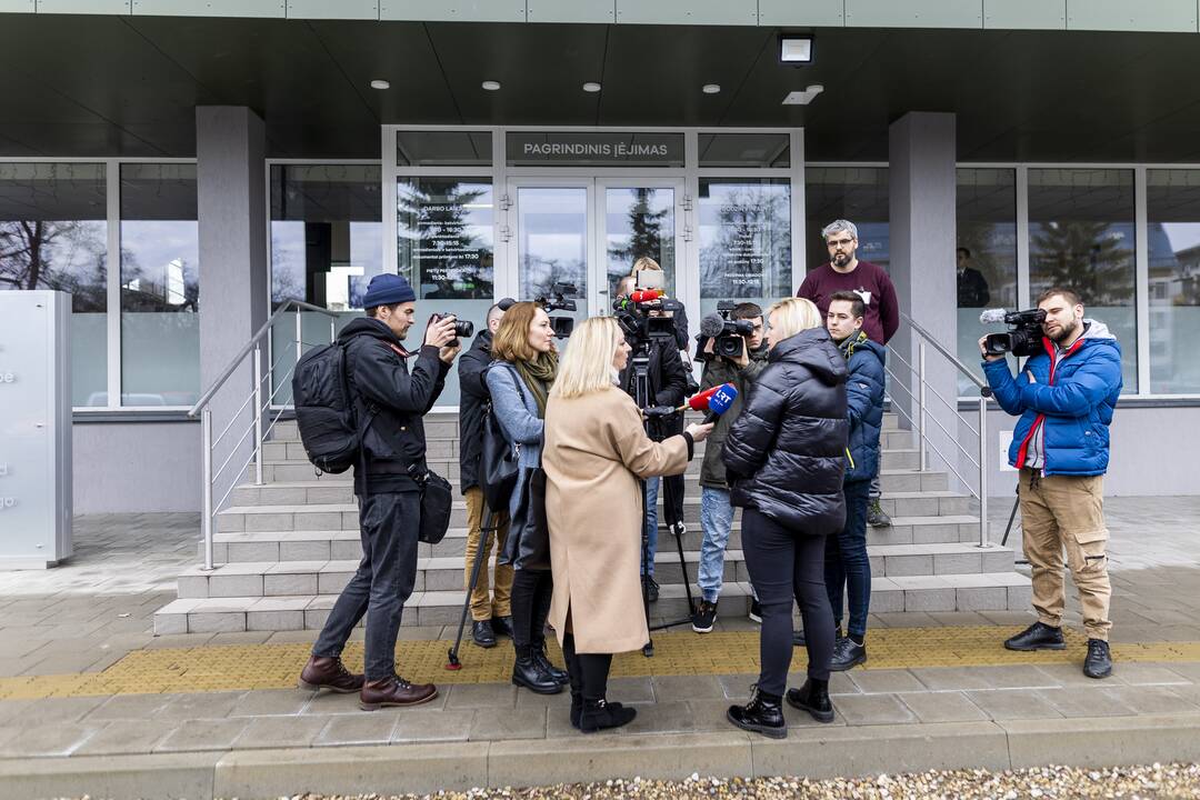 Skandalas Vilniaus rajono savivaldybėje: neleidžiama išvežti biuletenių