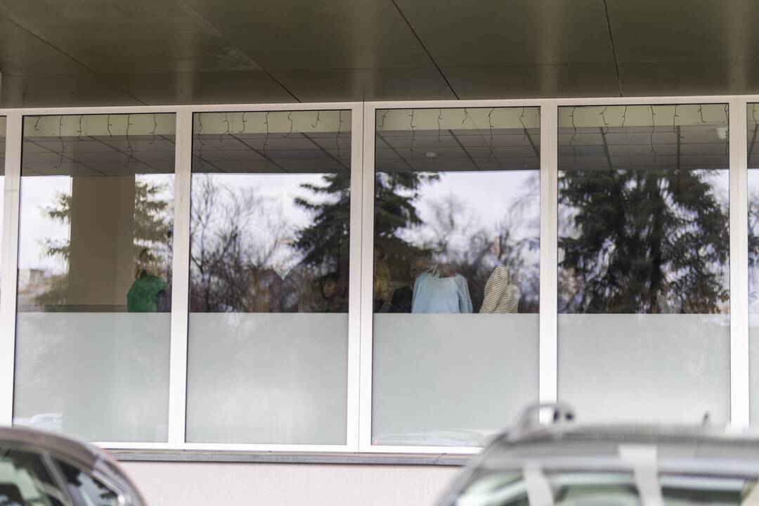 Skandalas Vilniaus rajono savivaldybėje: neleidžiama išvežti biuletenių