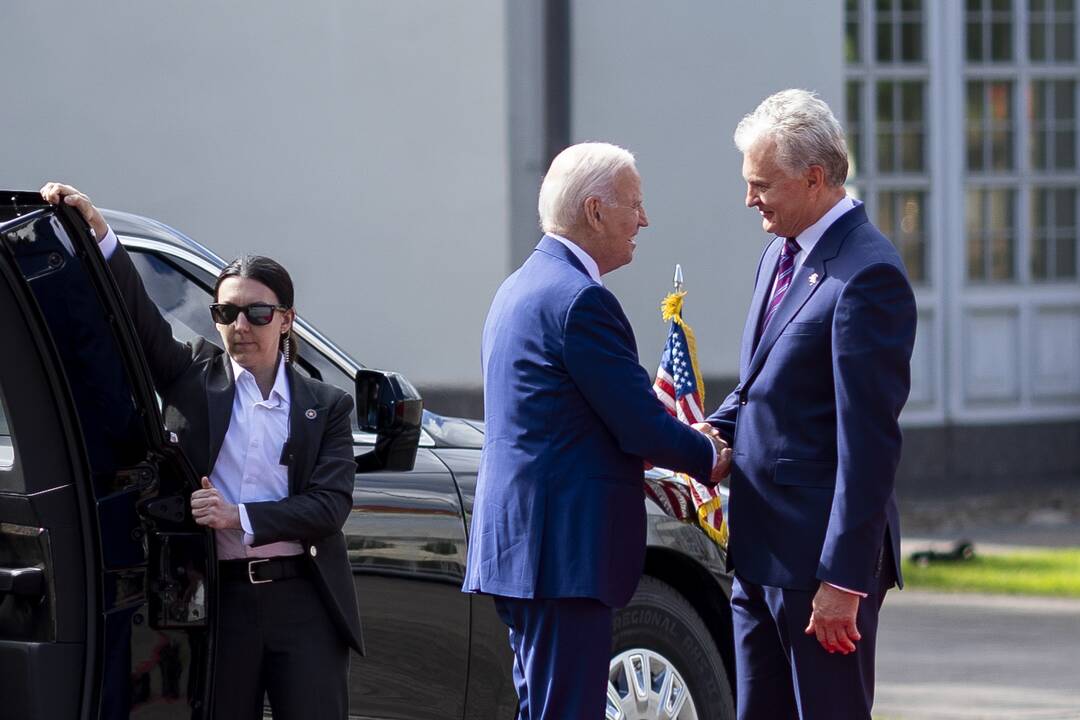 J. Bidenas Vilniuje susitiko su G. Nausėda 