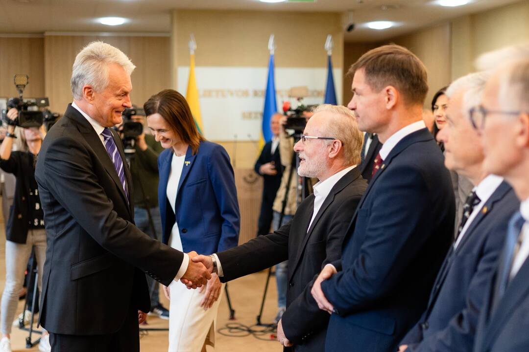 G. Nausėda susitiko su Seimo valdybos nariais