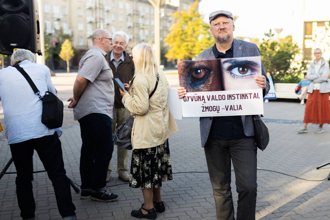 Protestas „Stabdykime gyvenimo įgūdžių ugdymo programą: NE ideologijai švietime!“