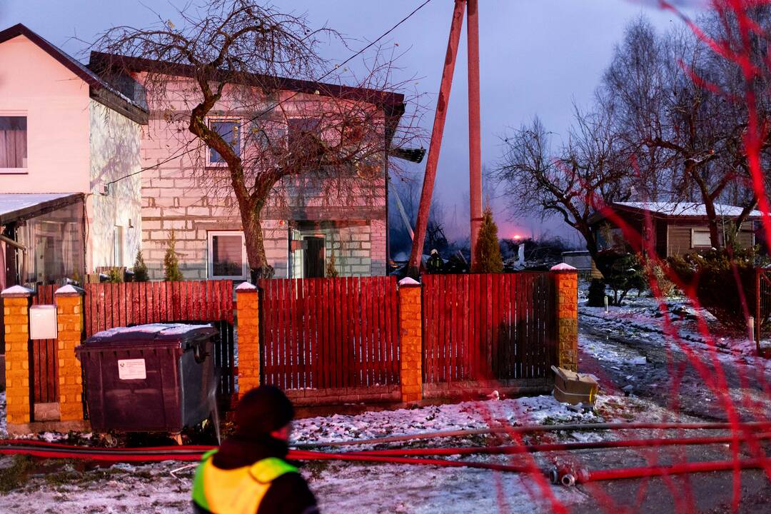 Vilniuje nukrito lėktuvas
