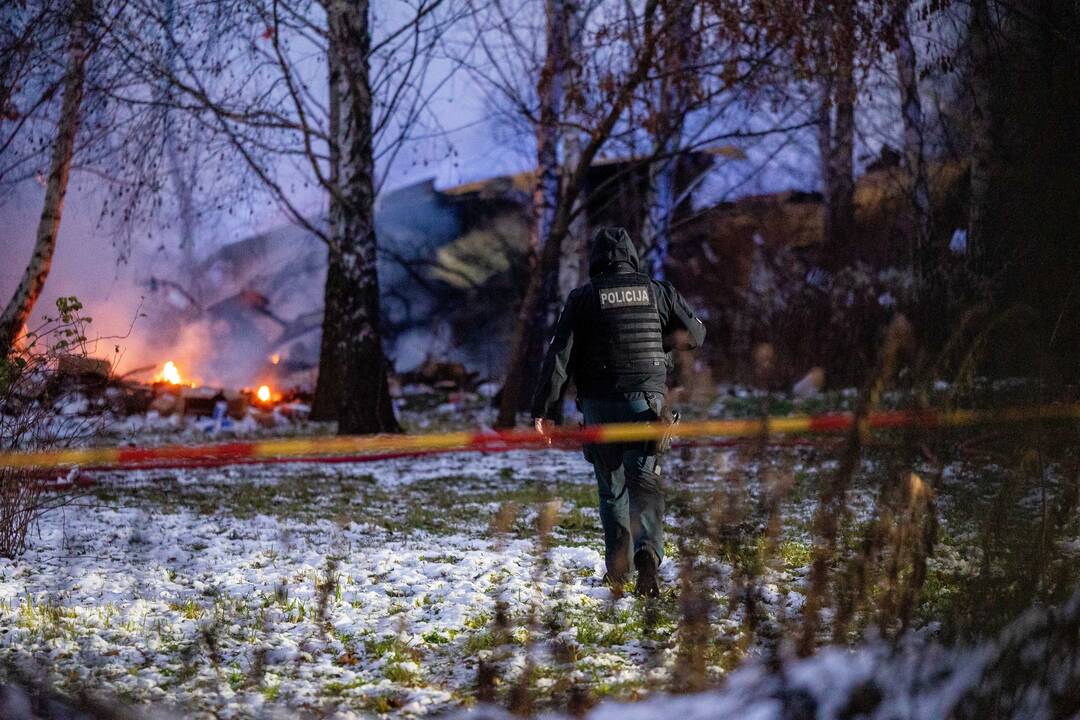 Vilniuje nukrito lėktuvas
