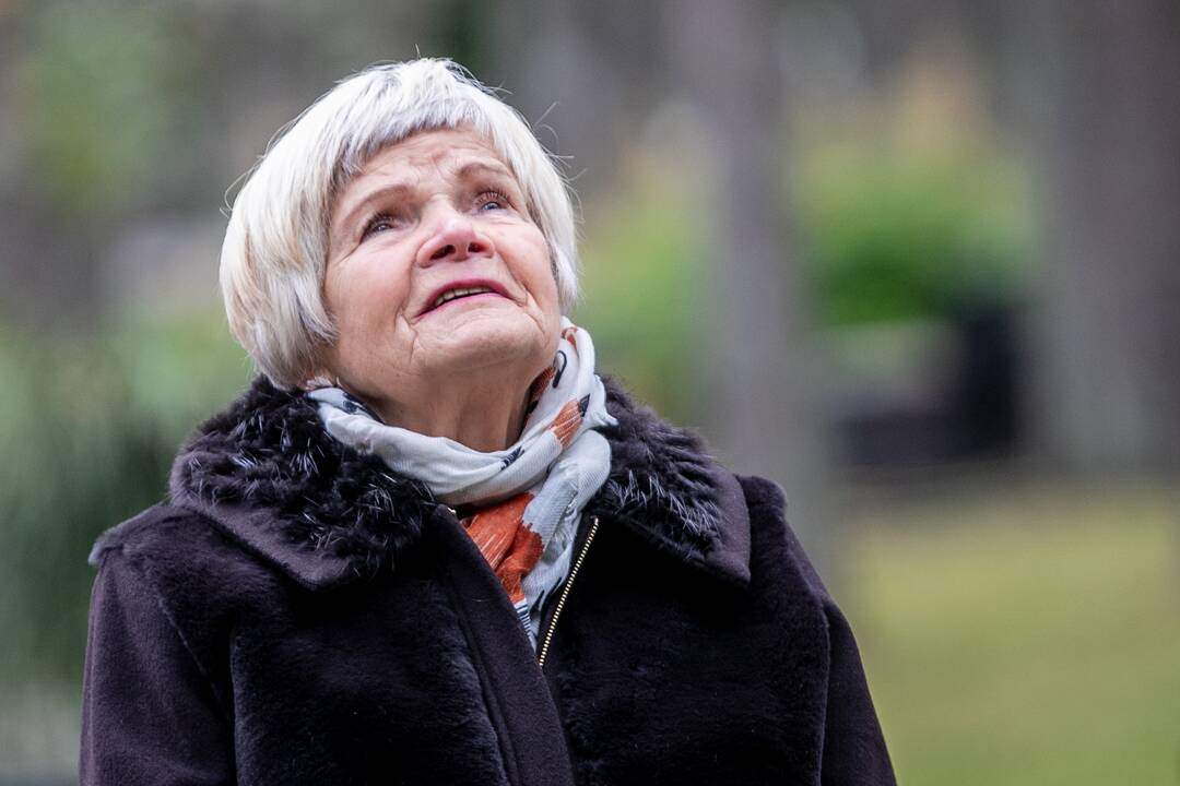 Fotomenininko R. Rakausko laidotuvės