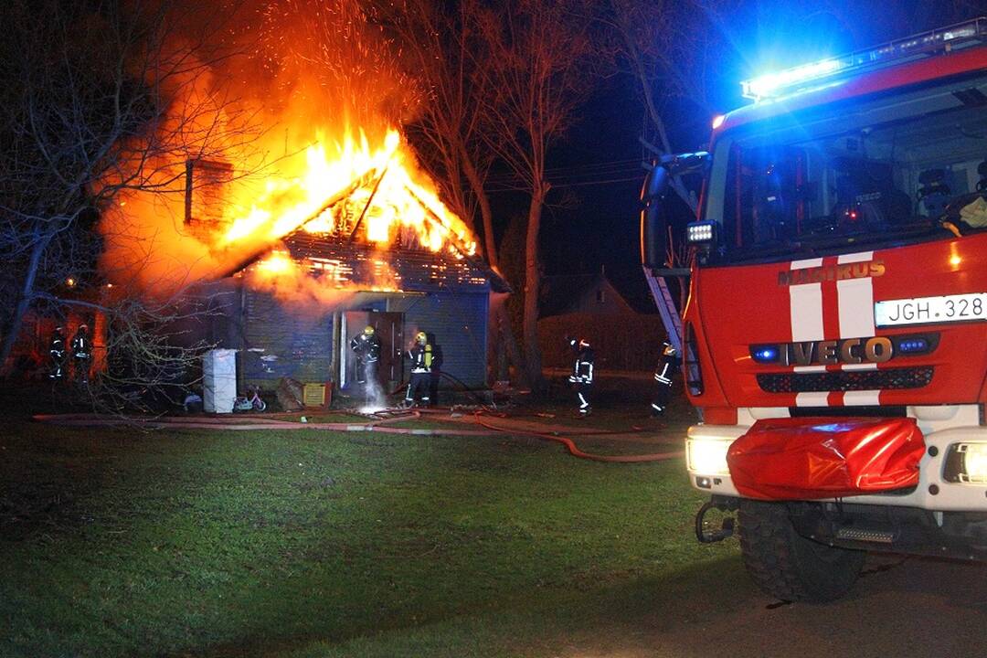 Raseinių rajone per gaisrą žuvo žmogus