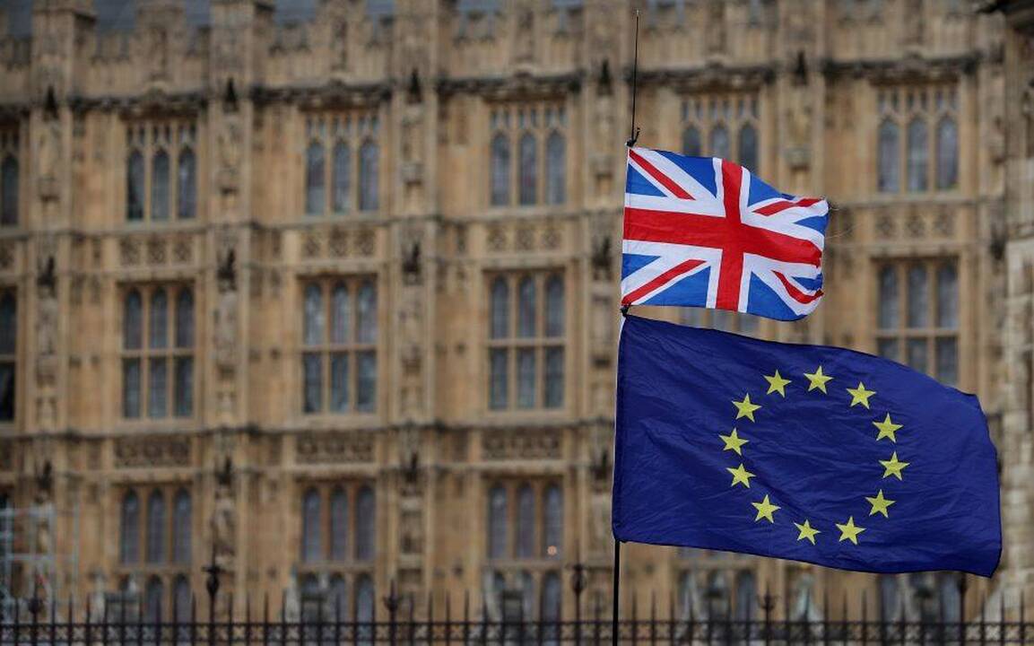 JK parlamentarai atmetė visas keturias alternatyvas „Brexit“ susitarimui
