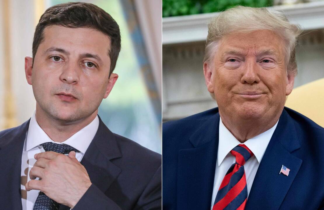 Volodymyras Zelenskis (kairėje) ir Donaldas Trumpas