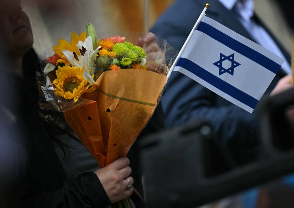 Prezidentūra: Izraelis atsiprašė dėl įspėjamųjų šūvių diplomatų kryptimi