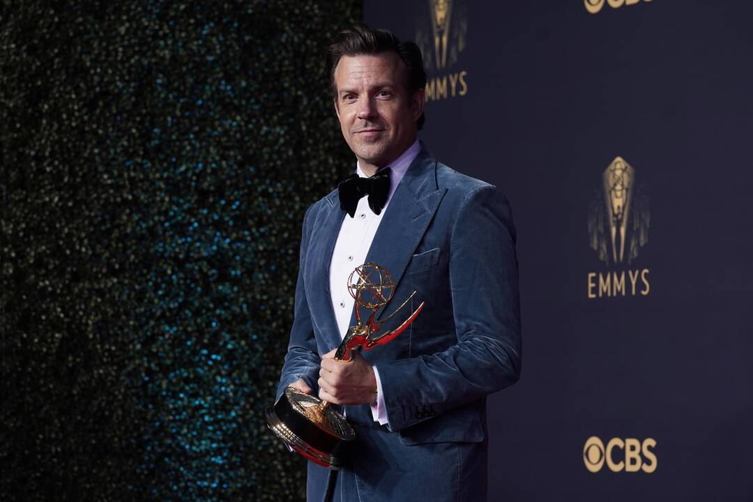 „Emmy“ ceremonijoje – „Netflix“ „Karūnos“ ir „Karalienės gambito“ triumfas