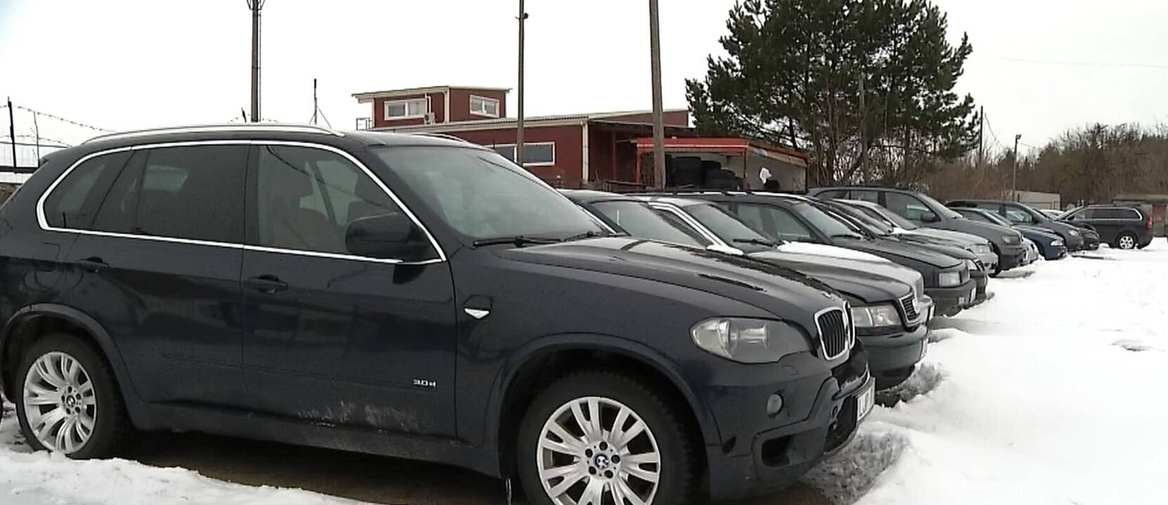 „Pragerti“ automobiliai – į Ukrainą: ko reikia kovojančiai šaliai?