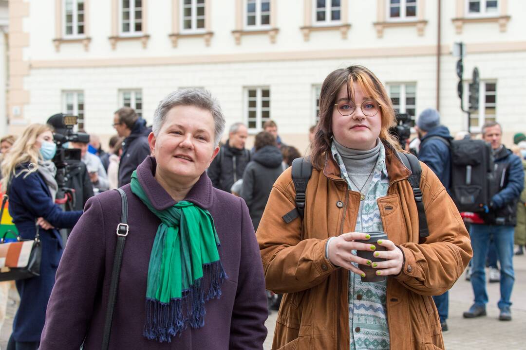 Renginys „Mamos už mamas! Palaikymo valanda Rasai Račienei“